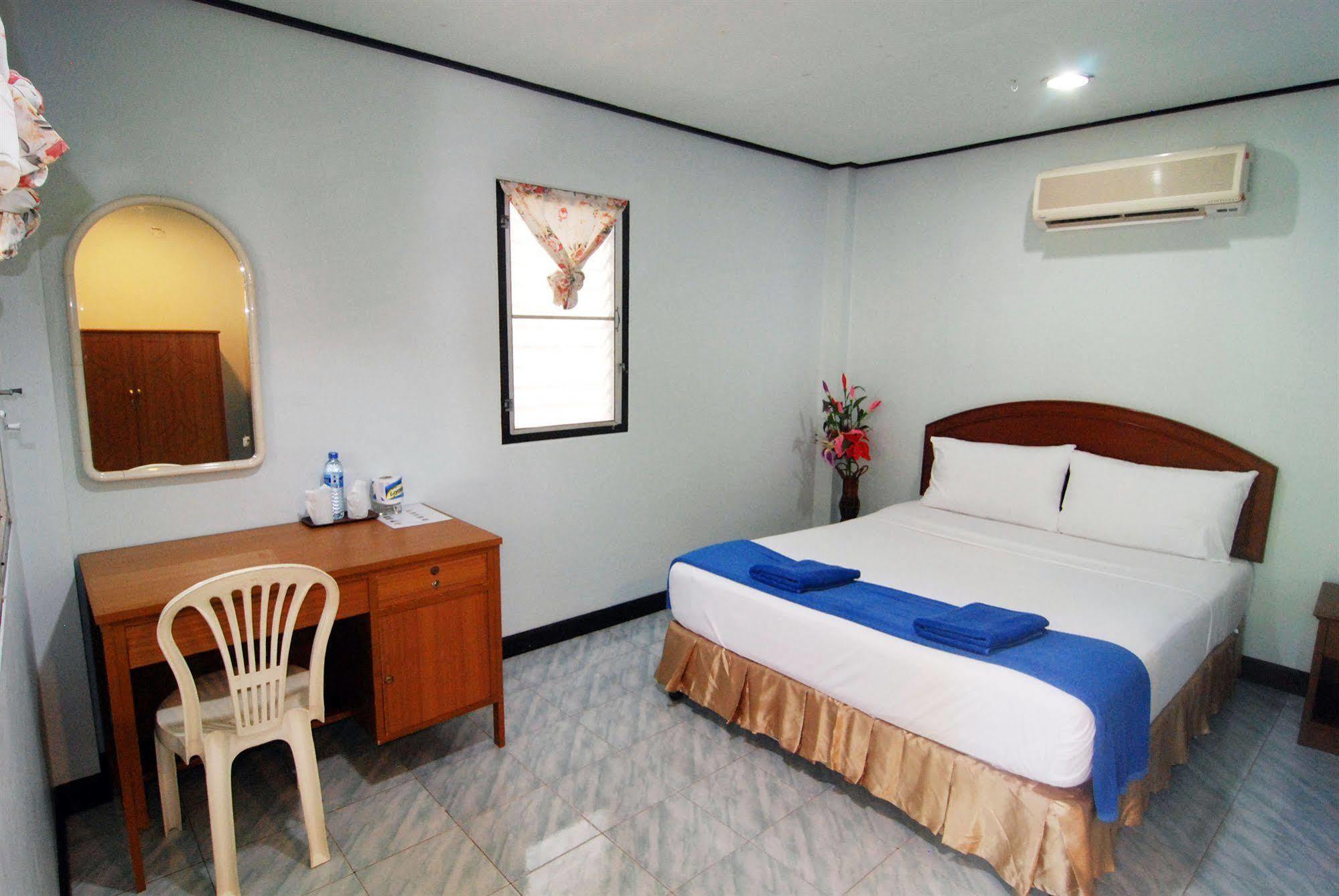 Lanta Coral Beach Resort Ko Lanta Exterior foto